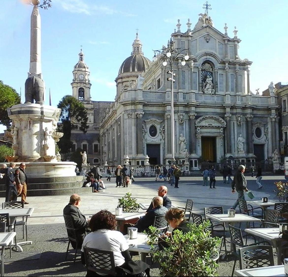 Central House Catania Historic Center Exteriör bild